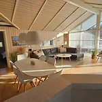 度假居 Cozy And Modern With Equipment