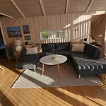 Cozy And Modern With Equipment 度假居