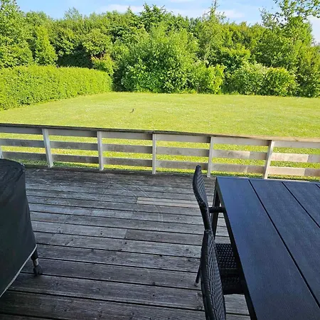 Cozy And Modern With Equipment