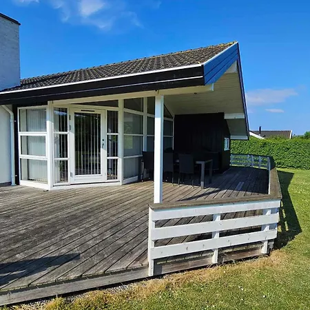 Cozy And Modern With Equipment * Nedre Lysabild