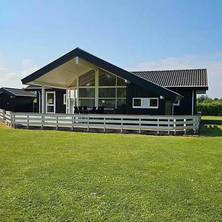 Cozy And Modern With Equipment * Nedre Lysabild