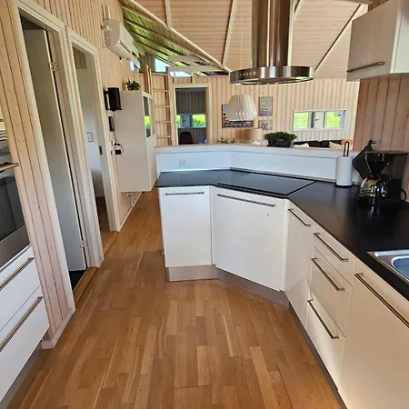 Cozy And Modern With Equipment Holiday home *