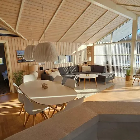 Cozy And Modern With Equipment Tatil Evi Nedre Lysabild